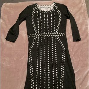 Dark Gray/cream design knit dress